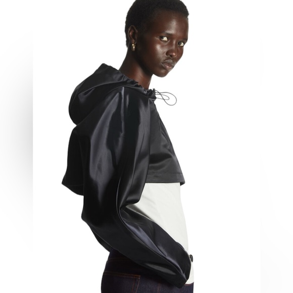 COS cropped hooded nylon crop jacket navy sleeve zip sporty luxe designer - Picture 2 of 15